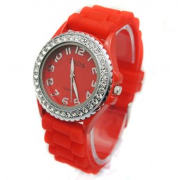 Ceas Chic Rosu cu Cristale 